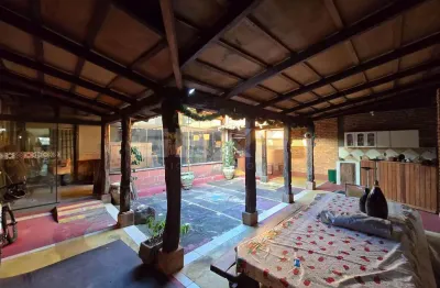 Casa com 3 quartos à venda na Rua Interlagos, 721, Manoel Valinhas, Divinópolis