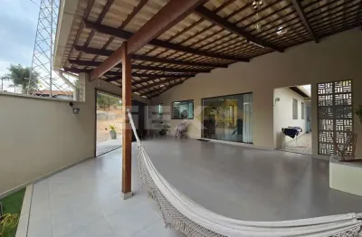 Casa à venda no Residencial Fonte Boa, com 3 quartos sendo 1 suíte, área gourmet