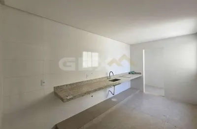 Apartamento novo à venda na Praça Dom Cristiano, 3 quartos sendo 1 suíte.