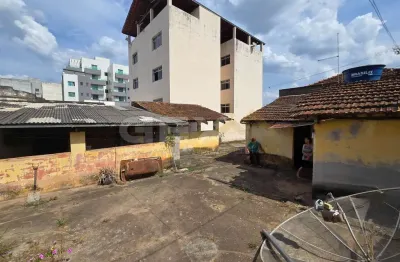 Terreno em condomínio fechado à venda na Rua Sergipe, 494, Centro, Divinópolis