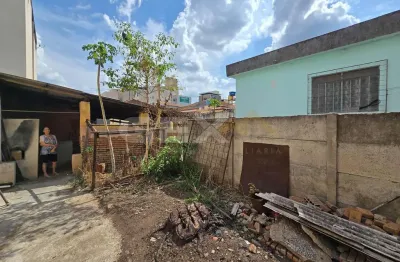 Terreno em condomínio fechado à venda na Rua Sergipe, 494, Centro, Divinópolis