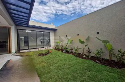 Casa à venda no bairro fábio notini, 3 quartos sendo 1 suíte com closet.