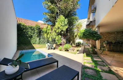 Casa à venda no bairro sidil, 7 quartos sendo 3 suítes e 4 vagas.