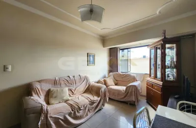 Apartamento à venda na av. paraná, 3 quartos sendo 1 suíte.
