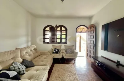 Casa à venda no bairro são judas, 3 quartos sendo 1 suíte.