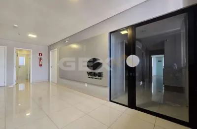 Salas comerciais à venda no centro, com marcenaria completa.