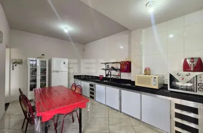 Casa à venda no bairro nações de 3 pavimentos, 4 quartos e terraço com cozinha g