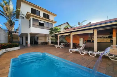 Casa à venda no bairro são josé de 3 pavimentos, 5 quartos, 1 suíte e 4 vagas.