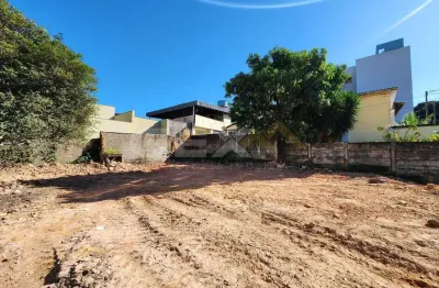 Terreno em condomínio fechado à venda na Rua Gonçalves Dias, 284, Porto Velho, Divinópolis