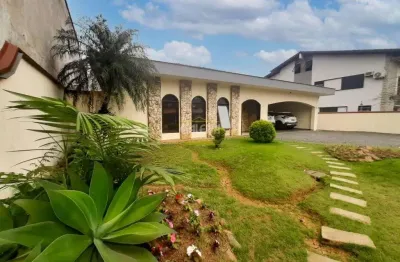 Casa com 3 quartos à venda no Bucarein, Joinville 