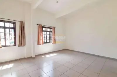 Sala comercial no centro com 0 quartos para locação, 109 m²