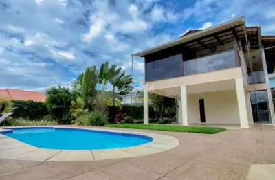 Casa com 3 quartos para alugar no Saguaçu, Joinville 