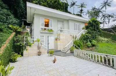 Casa com 3 quartos à venda no América, Joinville 