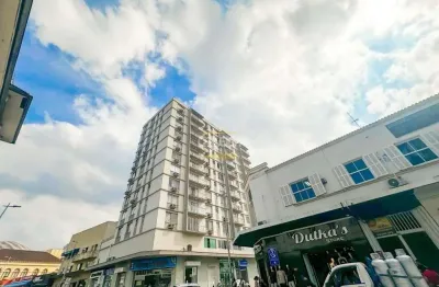 Apartamento no centro com 3 quartos para venda, 122 m²
