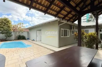 Condomínio fechado no santo antônio com 3 quartos para venda, 180 m²