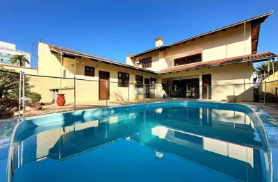 Casa no costa e silva com 4 quartos para venda, 317 m²