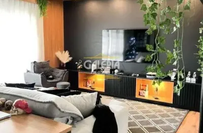 Casa com 4 quartos à venda no Boa Vista, Joinville 