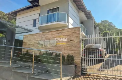 Condomínio fechado no glória com 3 quartos para venda, 113 m²