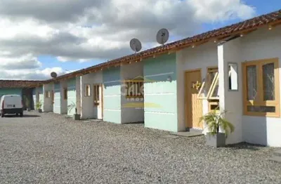 Casa com 2 quartos para alugar no Aventureiro, Joinville 