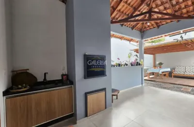 Casa com 3 quartos à venda no Iririú, Joinville 