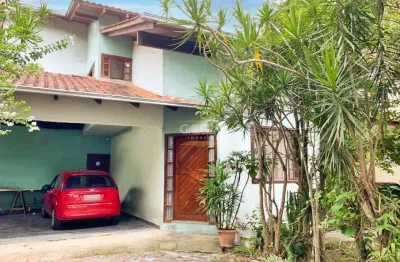 Sobrado no santo antônio com 4 quartos para venda, 265 m²