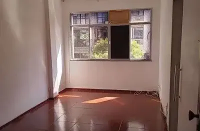 Vendo ótimo apartamento na rua ator paulo gustavo 387 em icaraí