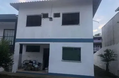 Excelente casa em condomínio fechado noarsenal - são gonçalo - rj