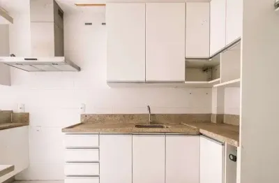 Excelente apartamento reformado na rua ator paulo gustavo 137