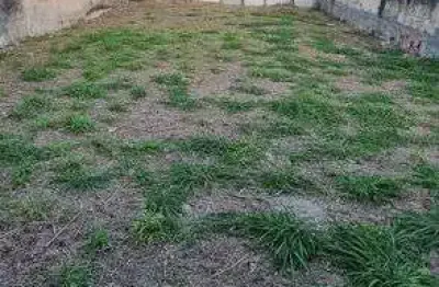 Terreno à venda na Rua Jornalista Ramiro Cruz, Piratininga, Niterói