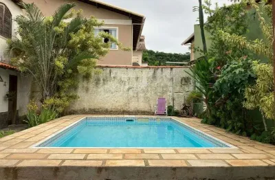 Casa com 3 quartos à venda na Rua João Paulo lI, Serra Grande, Niterói