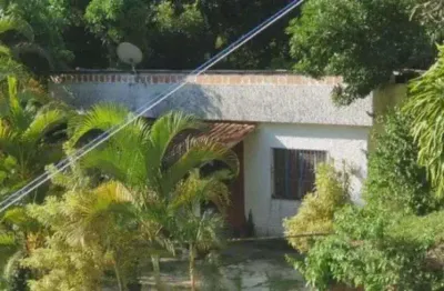 Mansão na reserva natural no meio de niterói na serra de tiririca