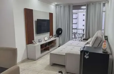 Excelente apartamento no condomínio vila marinella.