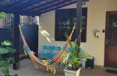 Casa para venda possui 150 metros quadrados com 4 quartos em pe pequeno - niterói - rj