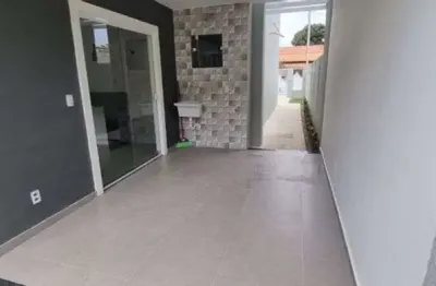 Casa primeira locação na rua democrito da cunha silveira