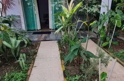 Casa com 3 quartos à venda na Rua Rouxinol, Itaipu, Niterói