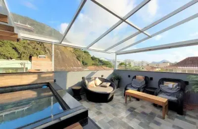 Casa triplex mobiliada de altíssimo padrão em são francisco - niterói