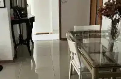 Excelente apartamento na rua cinco de julho em icarai niterói