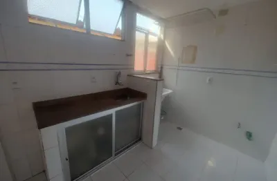 Excelente apartamento na rua arídio martins em niterói