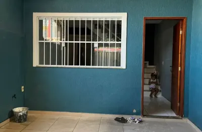 Excelente casa proxima a praça da trindade em são gonçalo