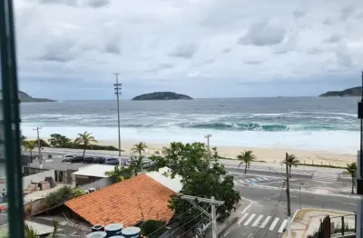 Encantador Loft na Praia de Piratininga, com vista privilegiada para o mar.