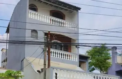 Sobrado para Venda em Santo André, Vila Curuçá, 4 dormitórios, 1 suíte, 4 banheiros, 2 vagas