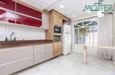 Sobrado para Venda em Curitiba, Santa Quitéria, 3 dormitórios, 2 banheiros, 2 vagas