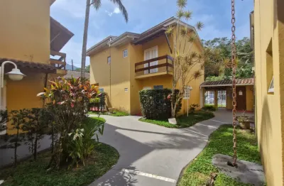 Linda casa de condominio fechado com 2 quartos , 2 banheiros, 2 vagas em caraguatatuba-sp