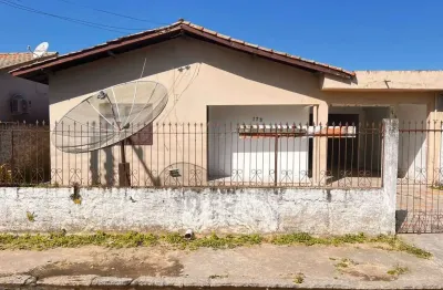 Casa com 3 quartos à venda na Rua Paraná, 50, Campestre, Imbituba