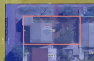 Terreno bem localizado no bairro brasília - excelente oportunidade para investir ou contruir.