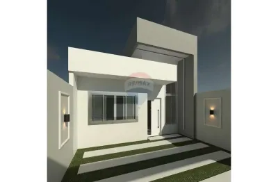 Linda casa no presidente, 1 suíte, 2 quartos, 3 vagas de garagem e sobra de terreno.