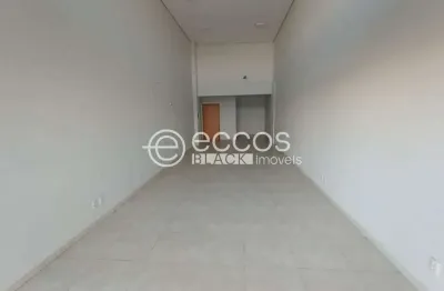 Ponto comercial para alugar na Avenida Rondon Pacheco, 698, Tabajaras, Uberlândia