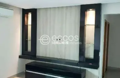 Apartamento à venda, 3 quartos, 1 suíte, 2 vagas, santa mônica - uberlândia/mg
