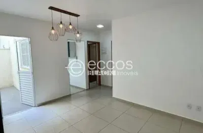 Apartamento para aluguel, 2 quartos, 1 suíte, 1 vaga, bosque - araguari/mg