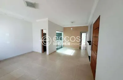 Casa para aluguel, 3 quartos, 1 suíte, 2 vagas, granada - uberlândia/mg